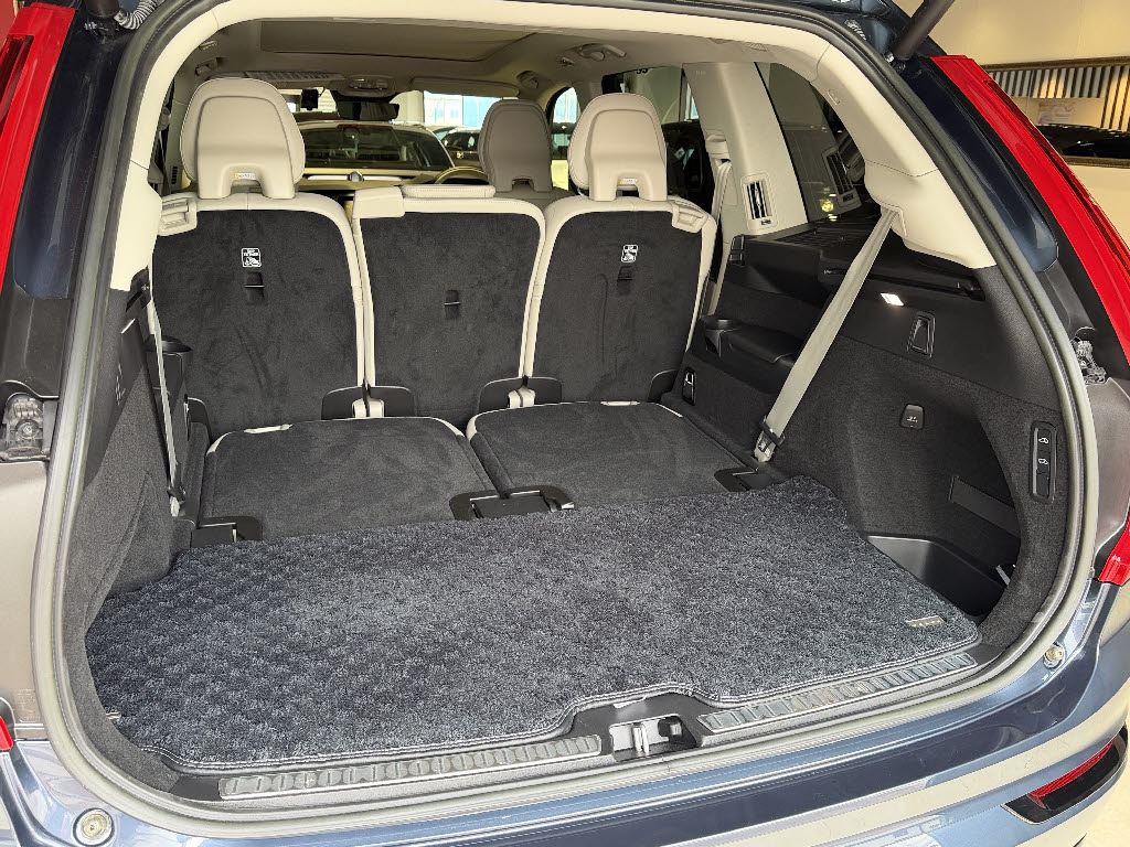 ボルボ ボルボ ＸＣ９０ ﾘﾁｬｰｼﾞｱﾙﾃｨﾒｯﾄT8AWDPHEVｴｱｻｽﾍﾟﾝｼｮﾝ