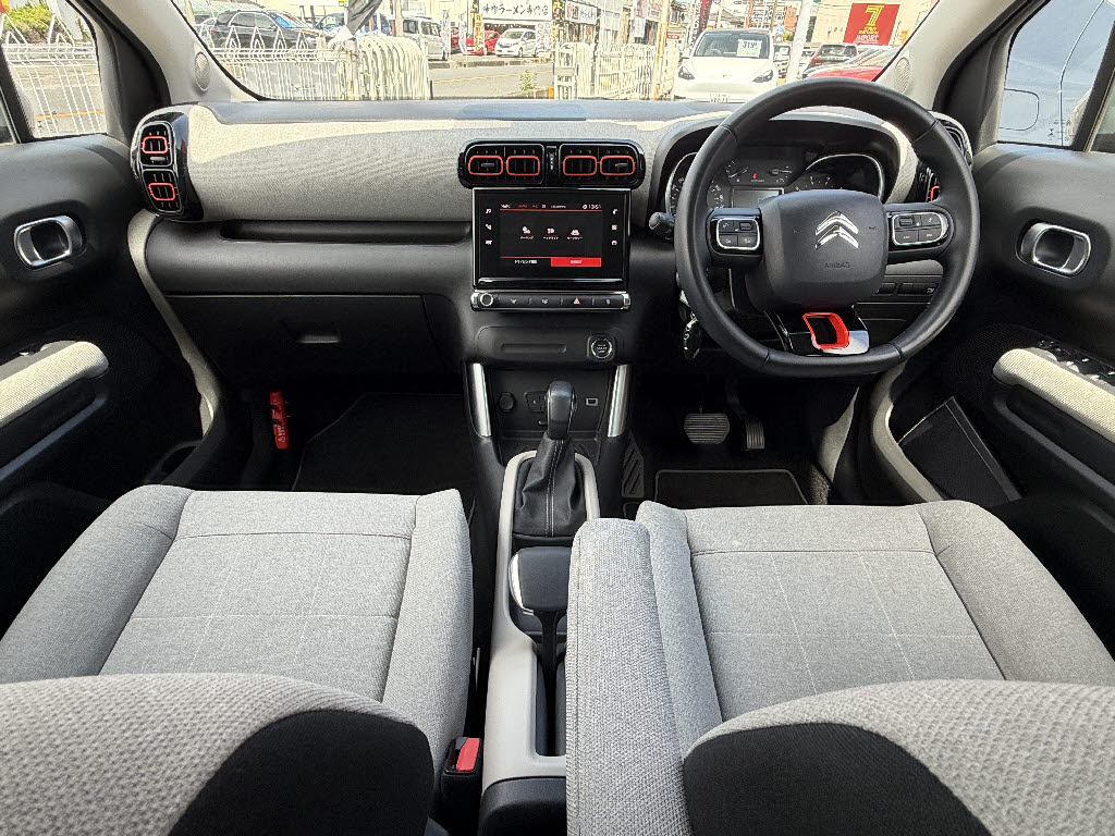 シトロエン シトロエン Ｃ３ シャイン