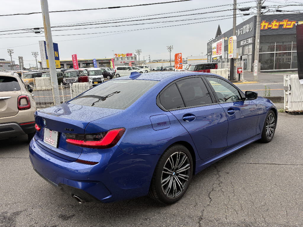 ＢＭＷ ＢＭＷ ３シリーズ ３１８ｉ　Ｍスポーツ