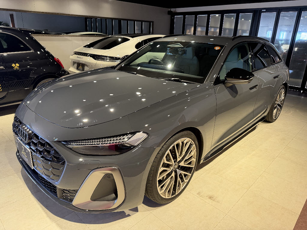 アウディ ｱｳﾃﾞｨ A5 TFSIクワトロ150kw エディションワン