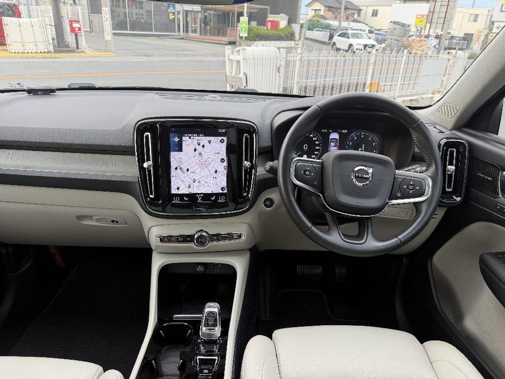 ボルボ ボルボ ＸＣ４０ T4AWDインスクリプション