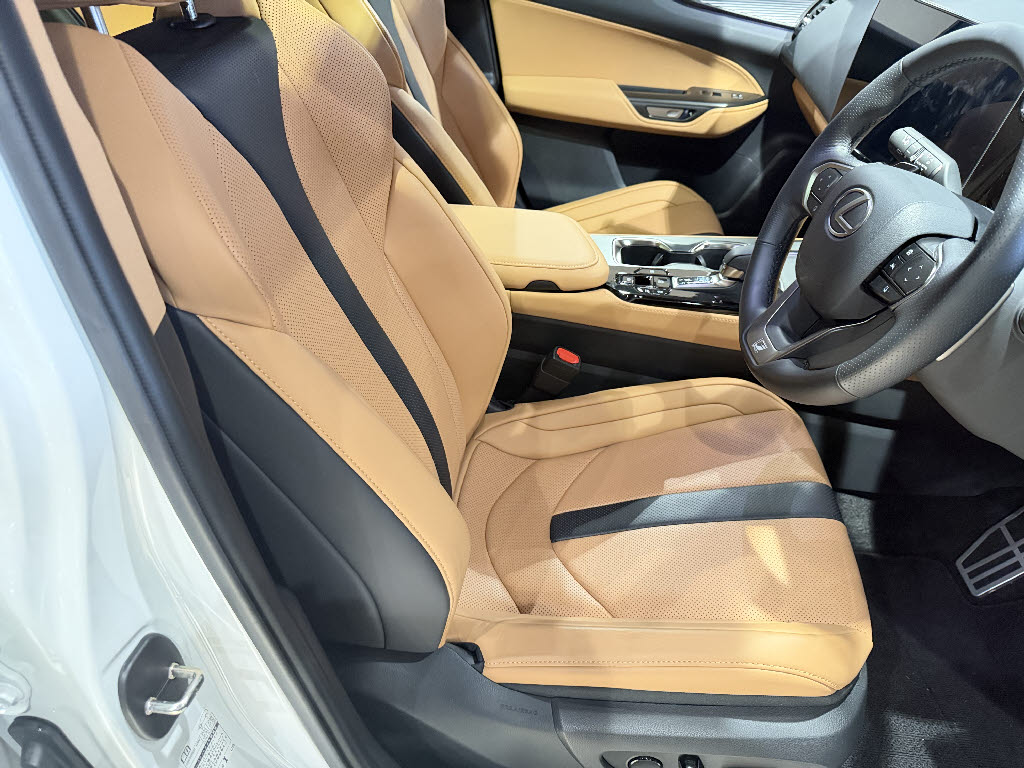 レクサス レクサス ＮＸ ＮＸ３５０ｈ Ｆスポーツ