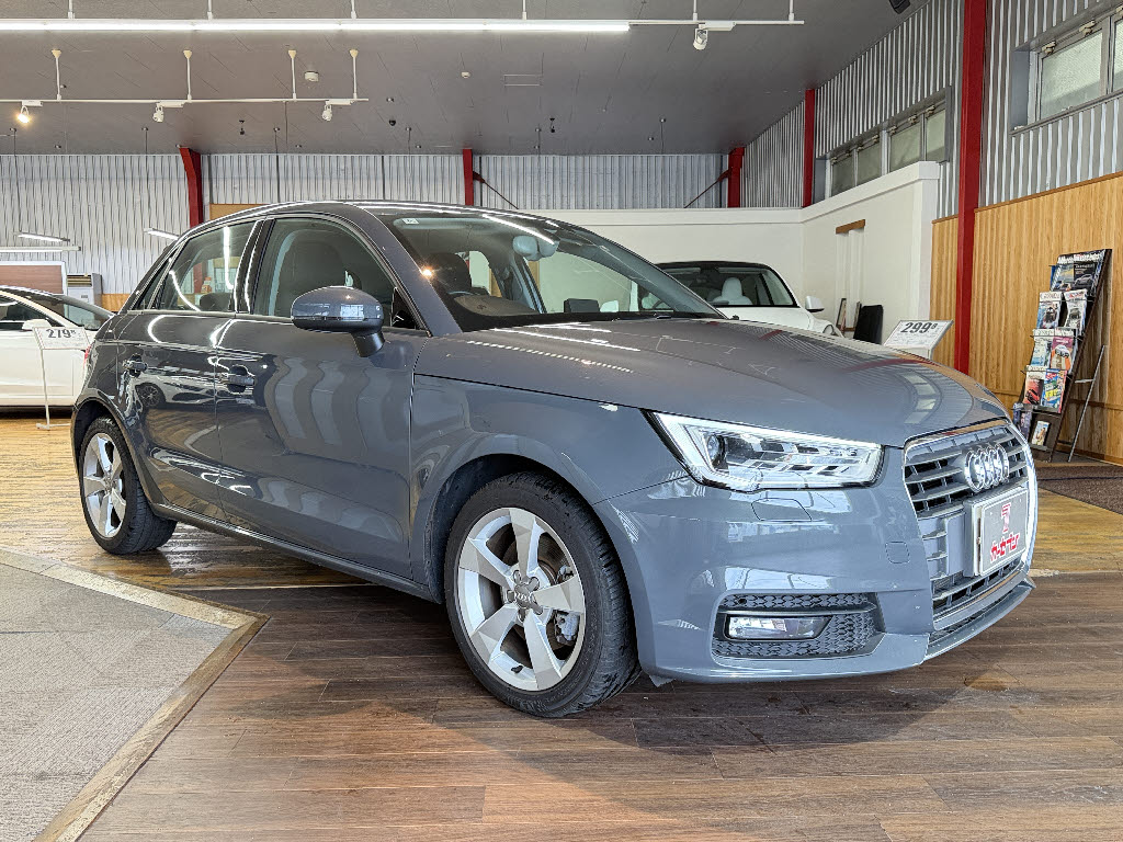アウディ ｱｳﾃﾞｨ A1 ｽﾎﾟｰﾂﾊﾞｯｸ １．４　ＴＦＳＩ　シリンダーオンデマンド
