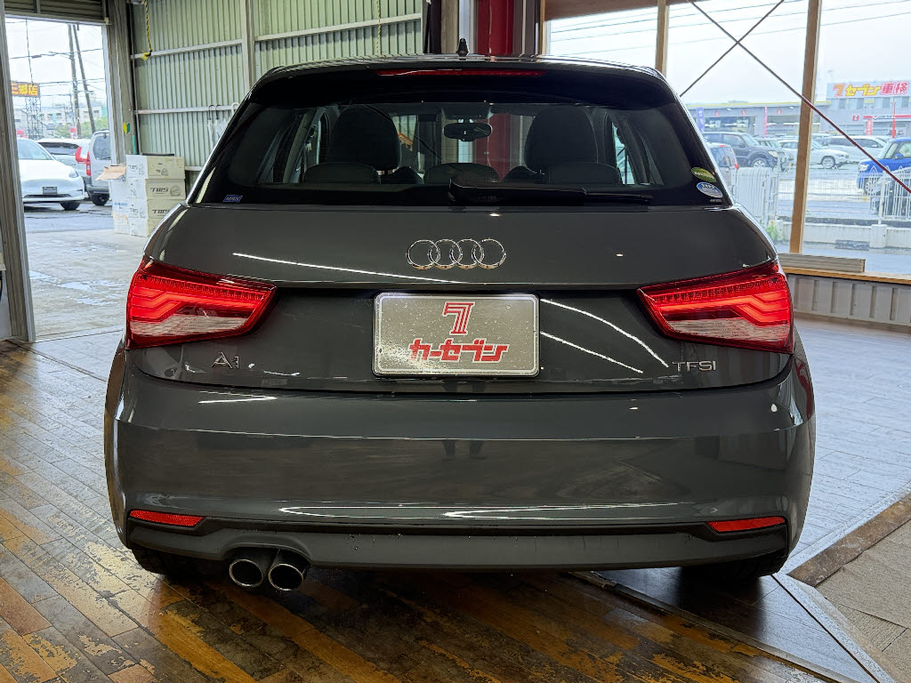 アウディ ｱｳﾃﾞｨ A1 ｽﾎﾟｰﾂﾊﾞｯｸ １．４　ＴＦＳＩ　シリンダーオンデマンド