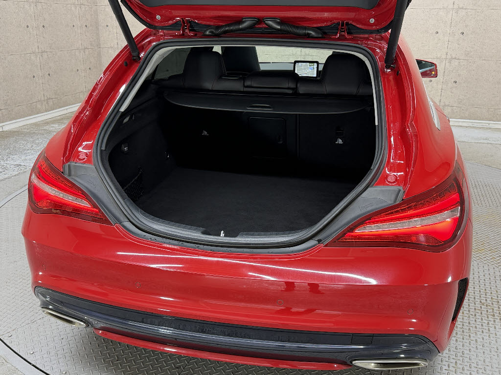 メルセデスベンツ ﾒﾙｾﾃﾞｽﾍﾞﾝﾂ CLAｼｭｰﾃｨﾝｸﾞﾌﾞﾚｲｸ ＣＬＡ１８０　スポーツ　ＡＭＧスタイル