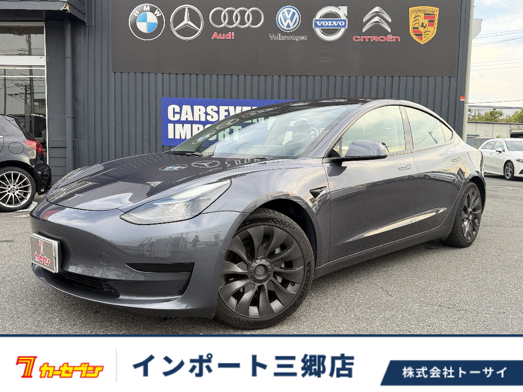 その他輸入車 テスラ モデル３