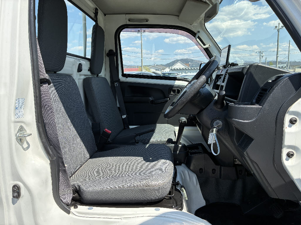 ダイハツ ハイゼットＴ ４ＷＤ　スタンダード
