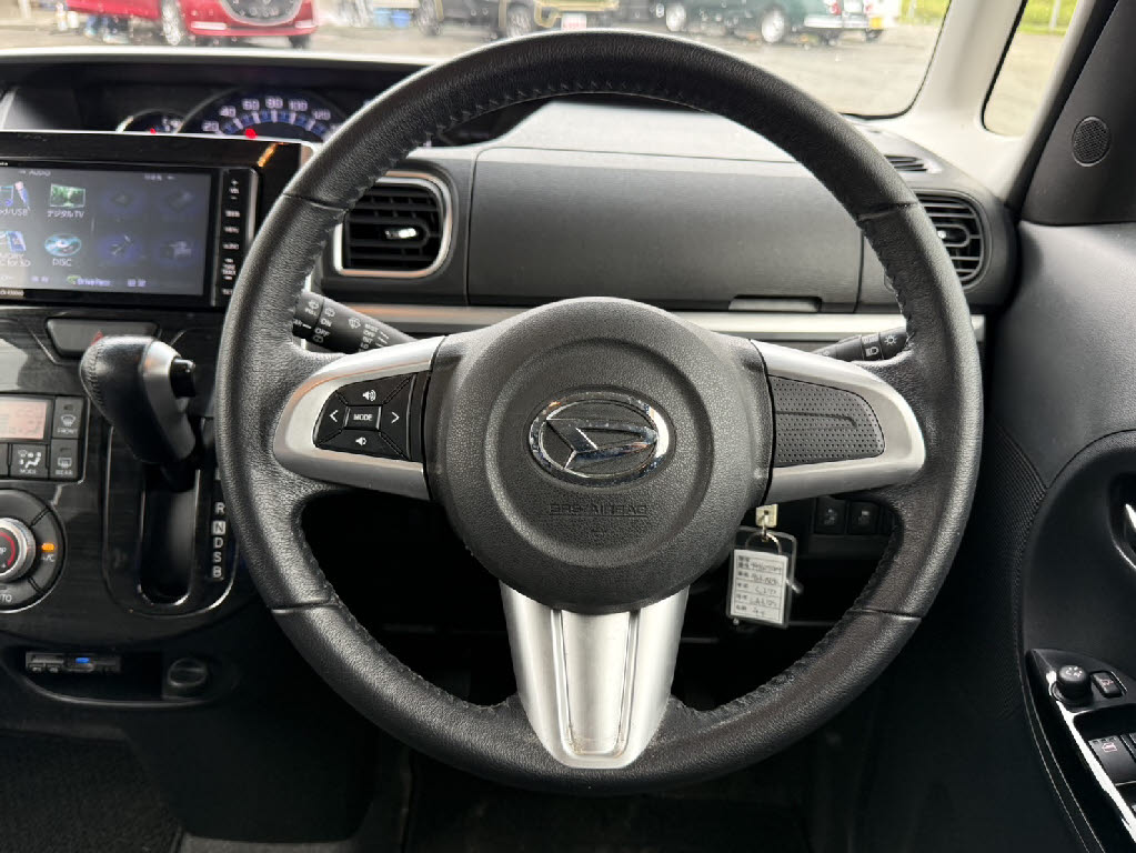 ダイハツ タントカスタム ４ＷＤ　ＲＳトップエディションＳＡ
