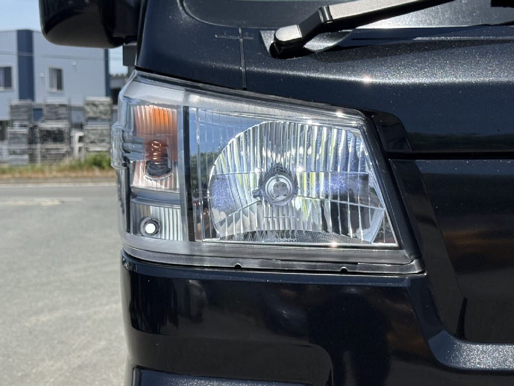 ダイハツ ハイゼットＴ 4WD ｽﾀﾝﾀﾞｰﾄﾞ農用ｽﾍﾟｼｬﾙ