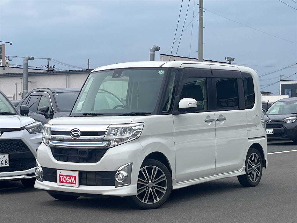 ダイハツ タントカスタム
