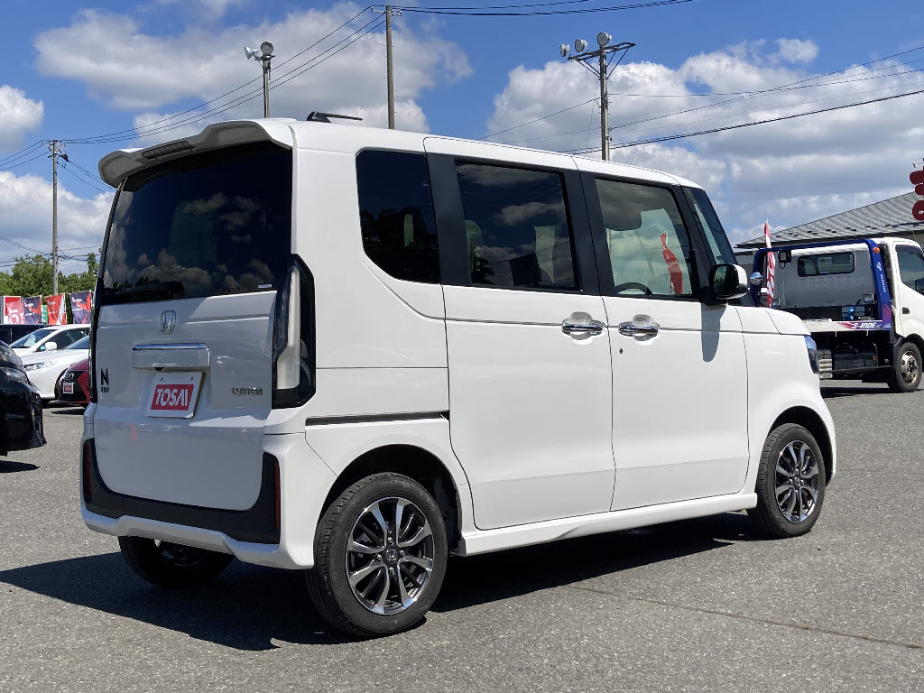 ホンダ Ｎ　ＢＯＸカスタム 4WD