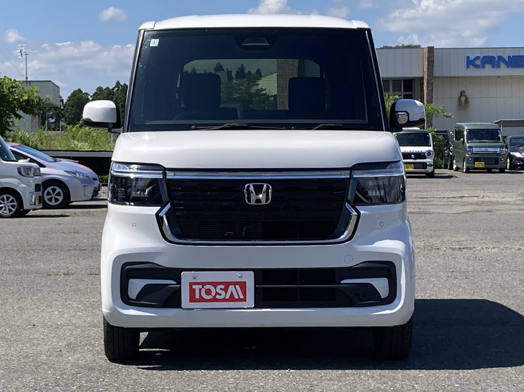 ホンダ Ｎ　ＢＯＸカスタム 4WD