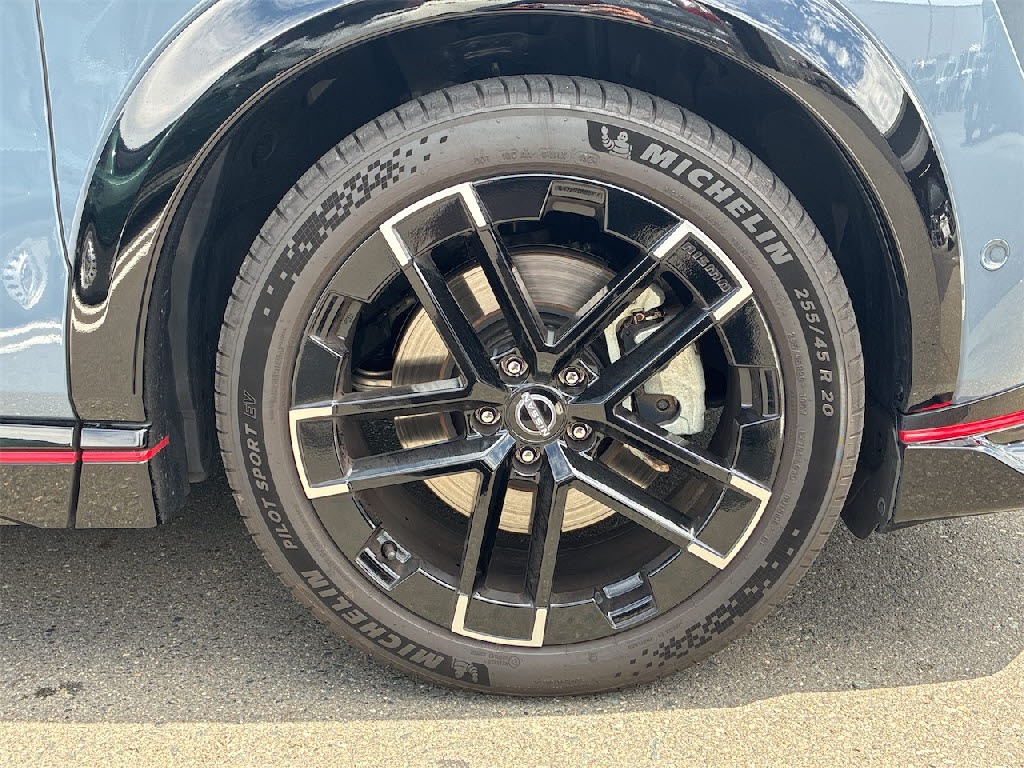 ニッサン アリア NISMO B9 e-4ORCE