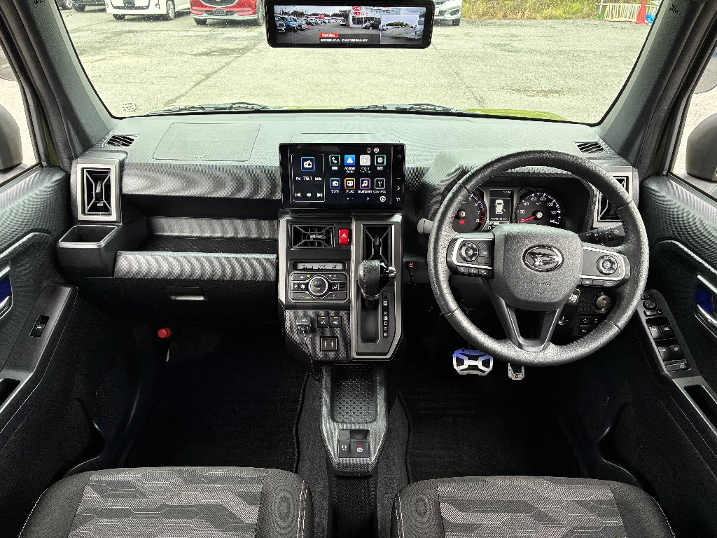 ダイハツ タフト 4WD Gﾀｰﾎﾞ ﾀﾞｰｸｸﾛﾑﾍﾞﾝﾁｬｰ