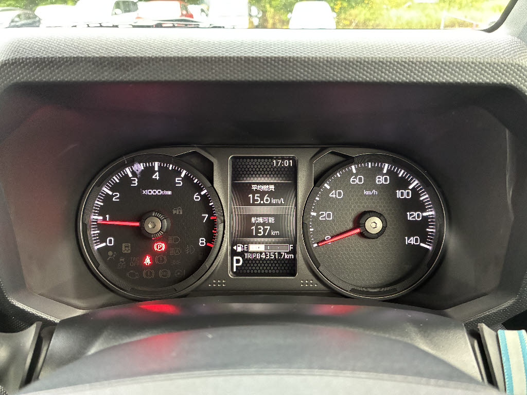 ダイハツ タフト 4WD Gﾀｰﾎﾞ ﾀﾞｰｸｸﾛﾑﾍﾞﾝﾁｬｰ