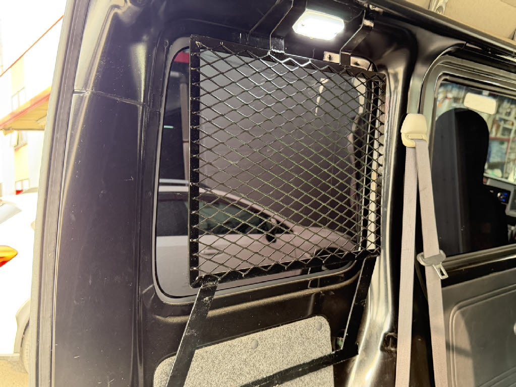ダイハツ ハイゼットカーゴＶ ４ＷＤ　デラックス