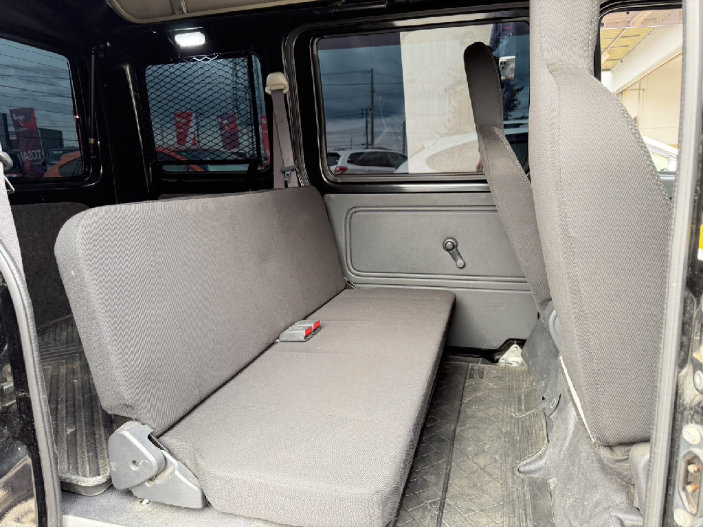 ダイハツ ハイゼットカーゴＶ ４ＷＤ　デラックス