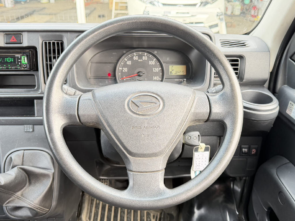 ダイハツ ハイゼットカーゴＶ ４ＷＤ　デラックス