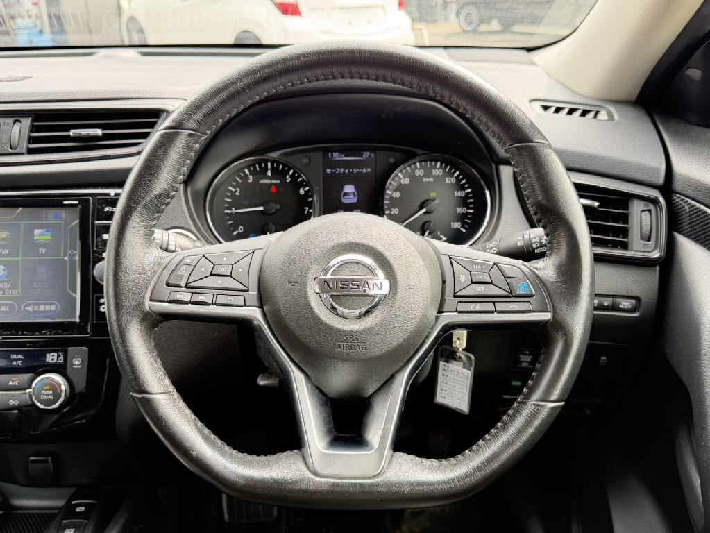ニッサン エクストレイル 20Xi
