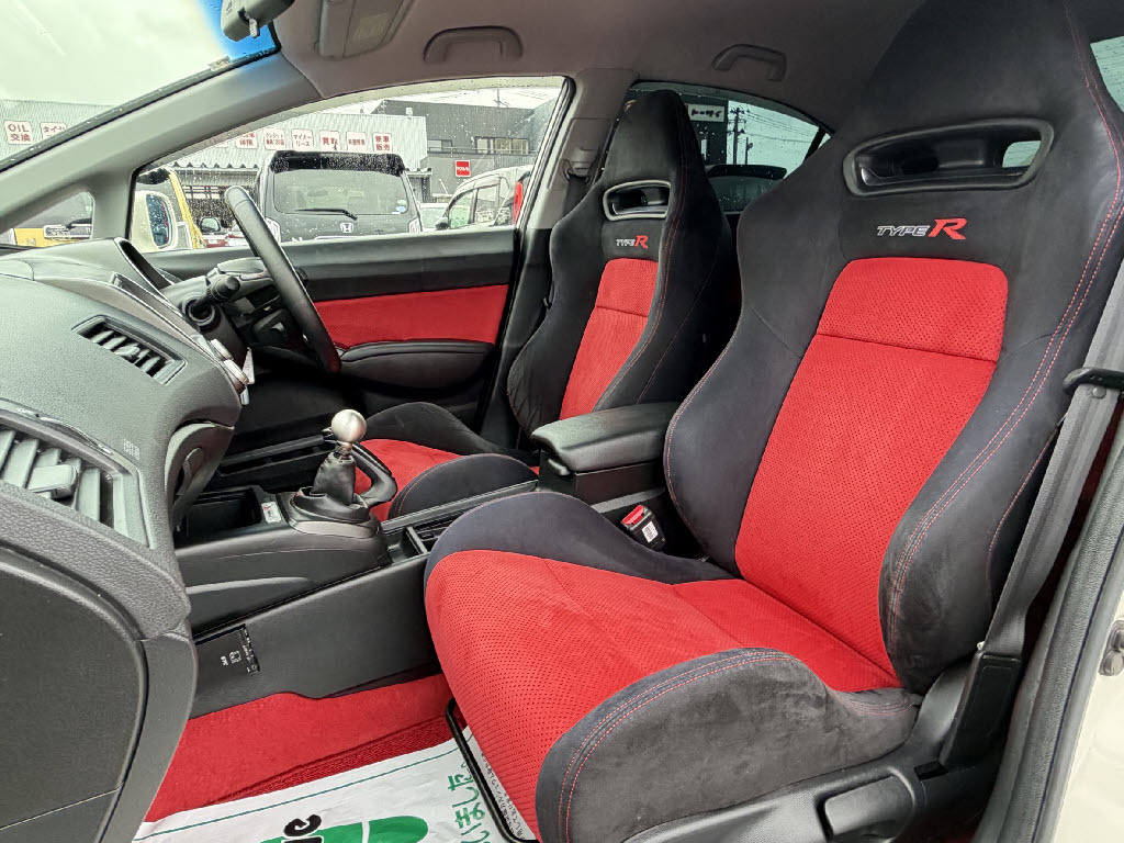 ホンダ シビック ﾀｲﾌﾟR 4DS 6F
