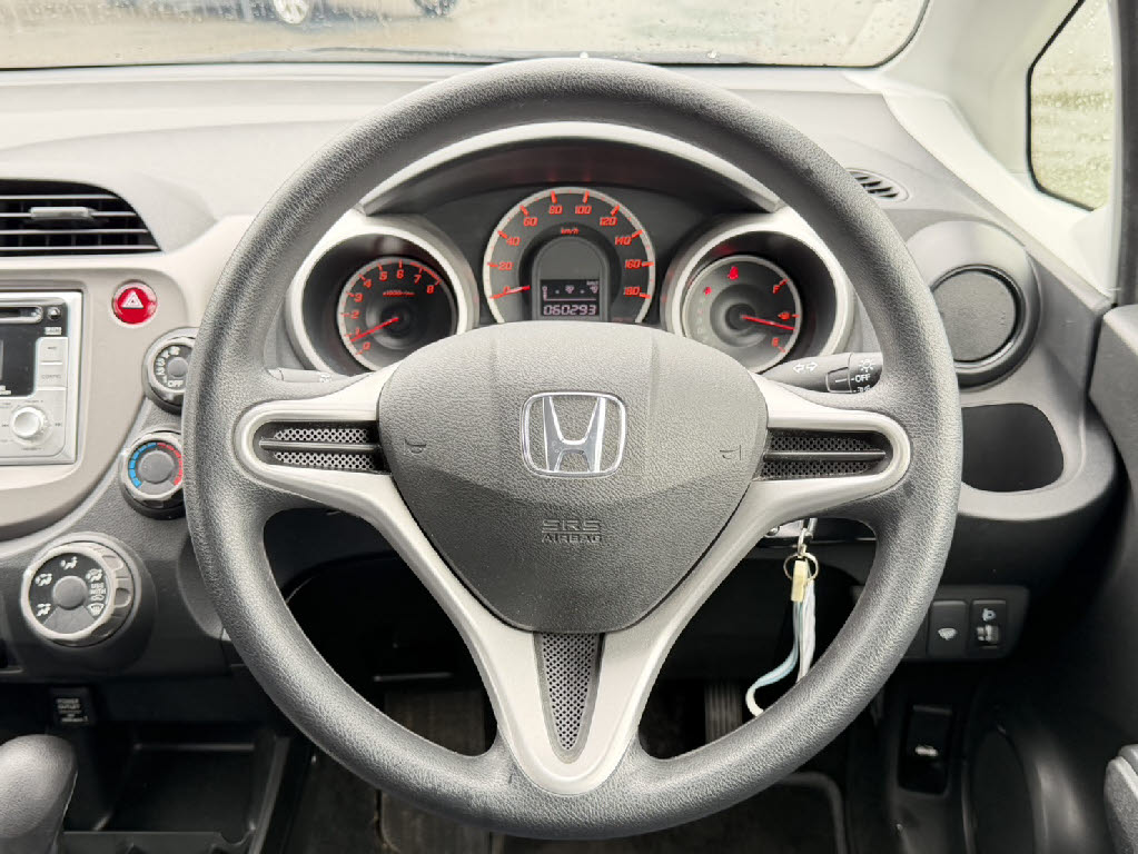 ホンダ フィット ４ＷＤ　Ｇ
