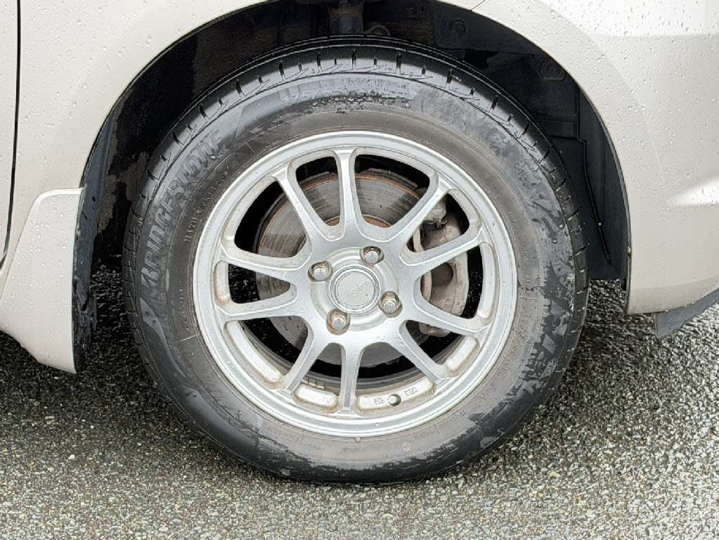 ホンダ フィット ４ＷＤ　Ｇ