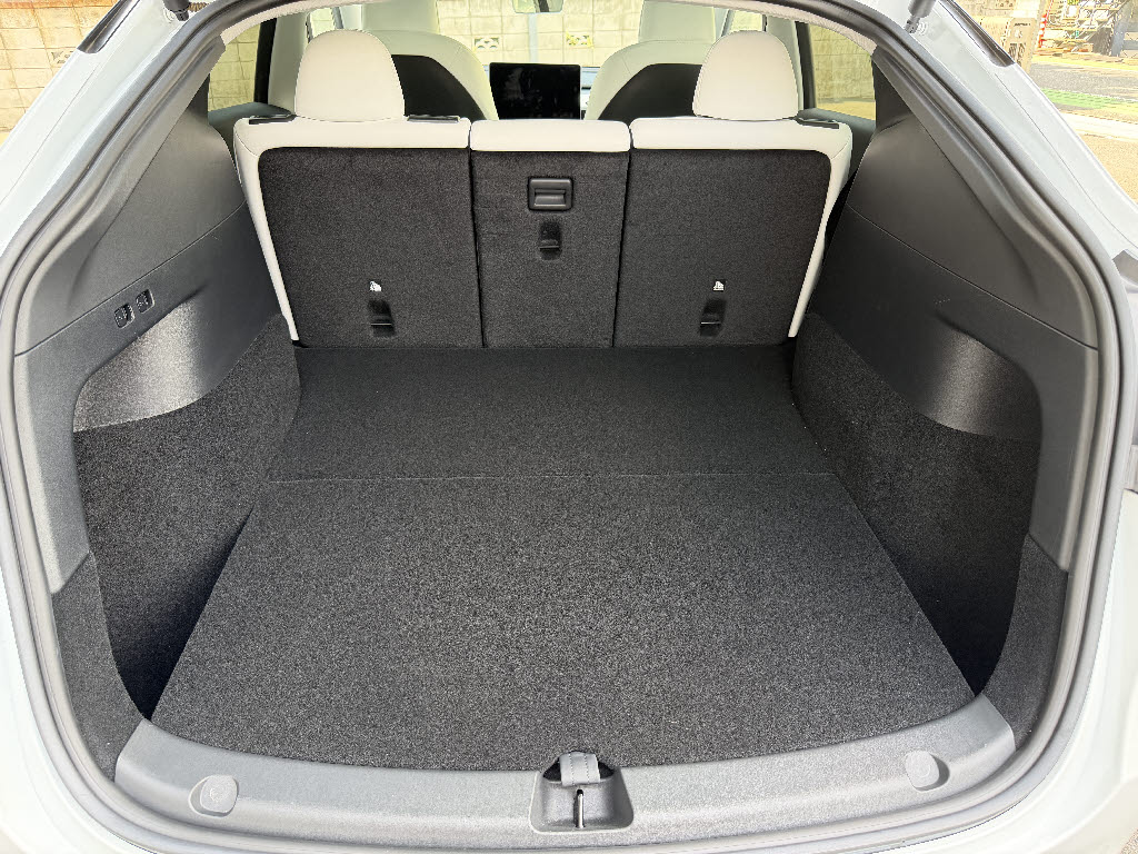 その他輸入車 テスラ モデルＹ ベースグレード