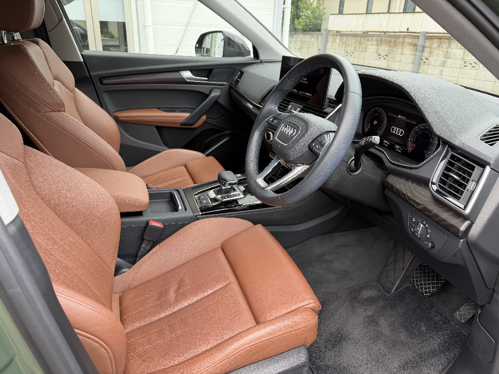 アウディ ｱｳﾃﾞｨ Q5 ハイスタイル