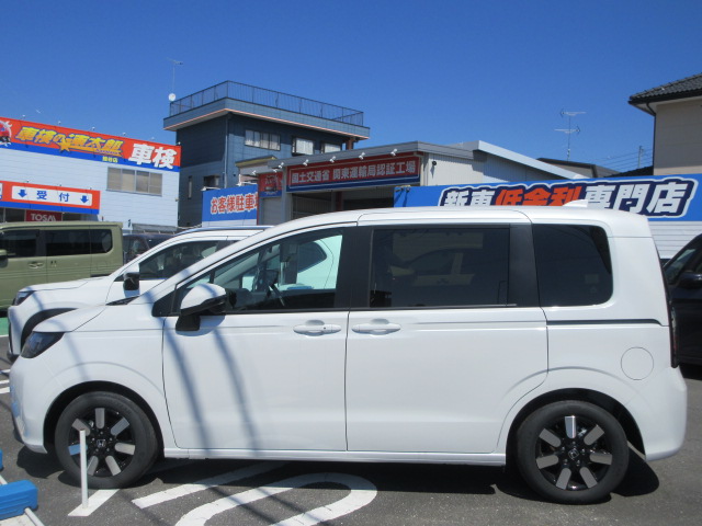 ホンダ フリード AIR EX 6人乗 ｶﾞｿﾘﾝ【登録済未使用車】