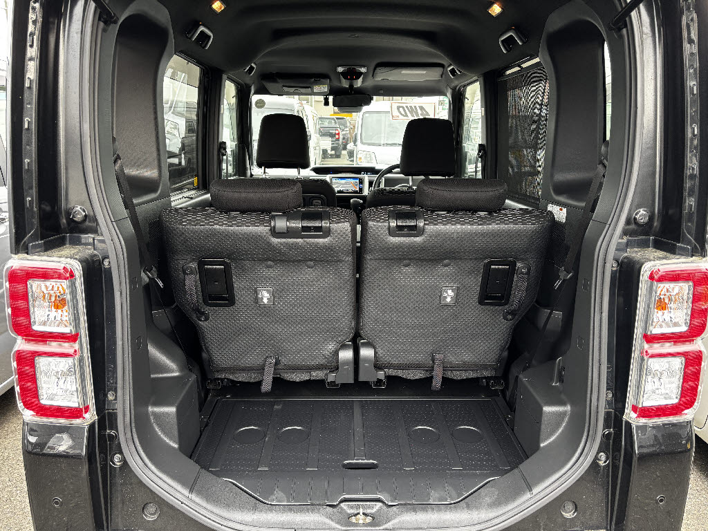 ダイハツ ウエイク 4WD L SA3