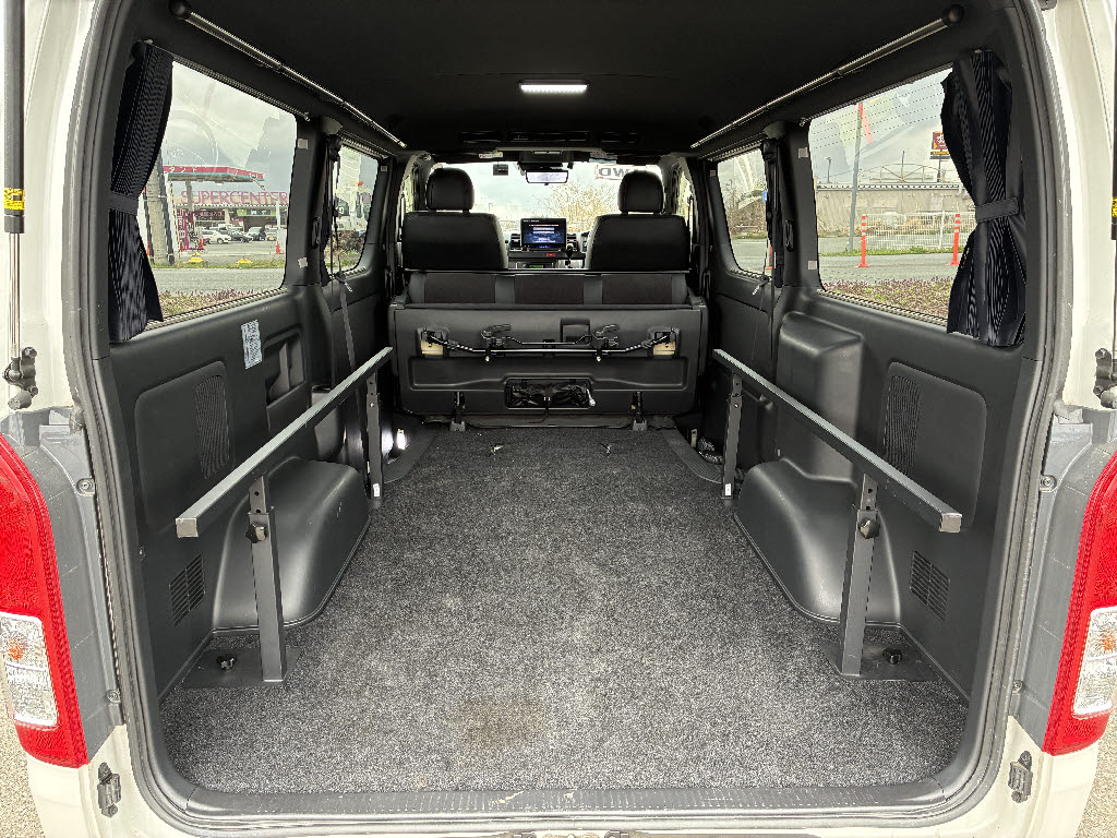 トヨタ ハイエースＶ ﾛﾝｸﾞｽｰﾊﾟｰGLﾀﾞｰｸﾌﾟﾗｲﾑ2