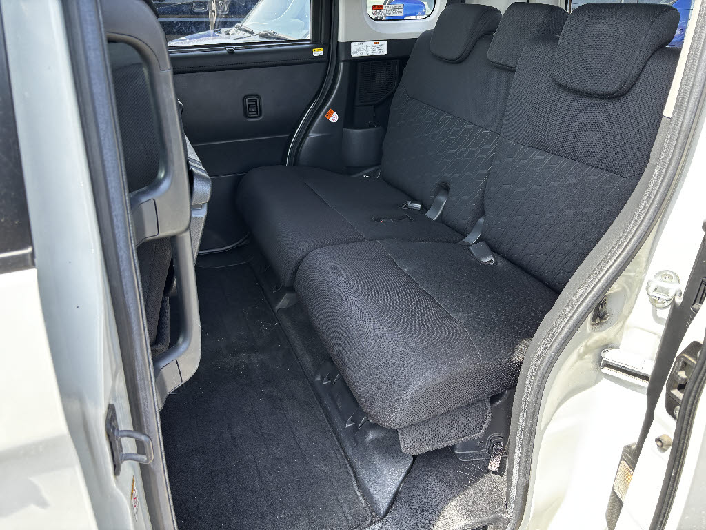 トヨタ タンク ｶｽﾀﾑGS 4WD