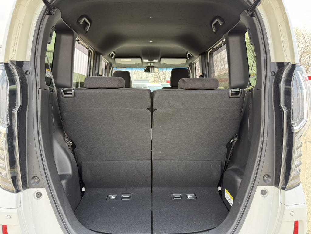 ホンダ Ｎ　ＢＯＸカスタム 4WD L