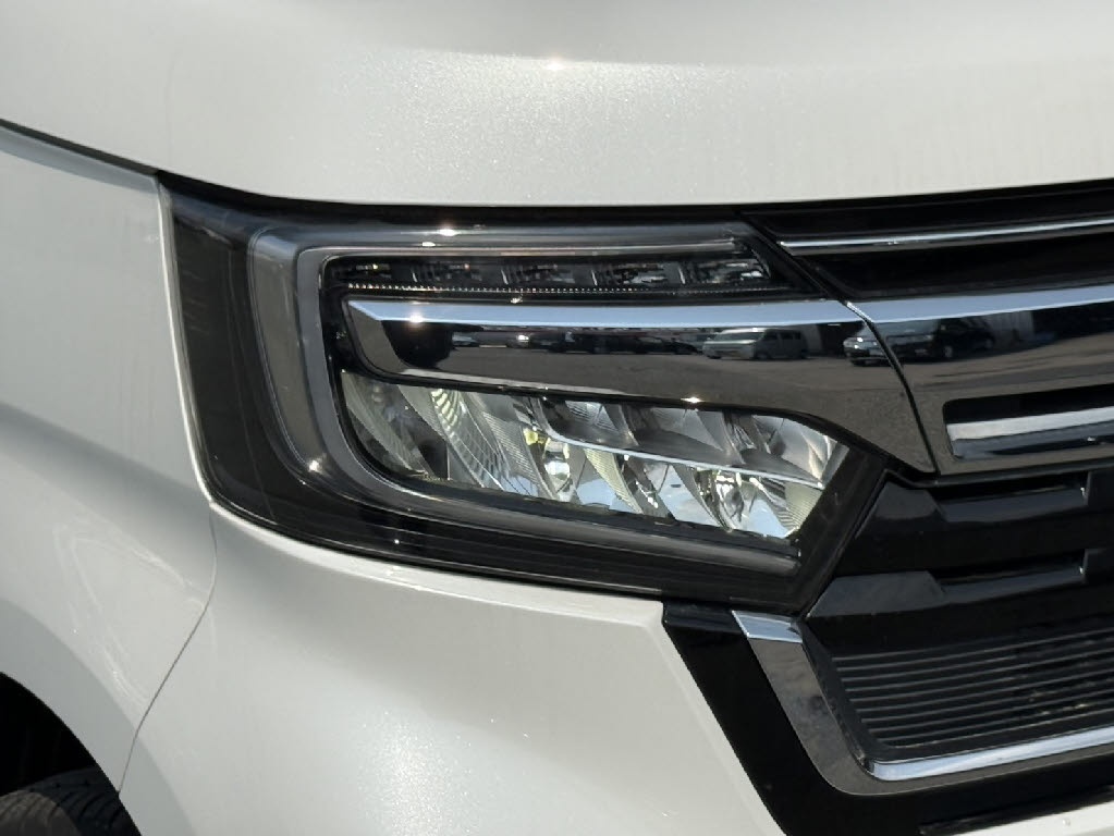 ホンダ Ｎ　ＢＯＸカスタム 4WD L