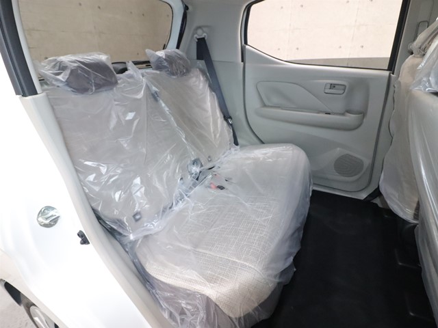 三菱 ｅＫワゴン M　<届出済み未使用車>