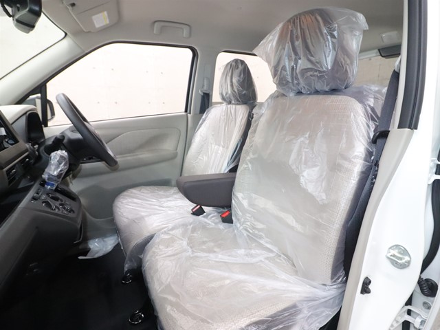 三菱 ｅＫワゴン M　<届出済み未使用車>