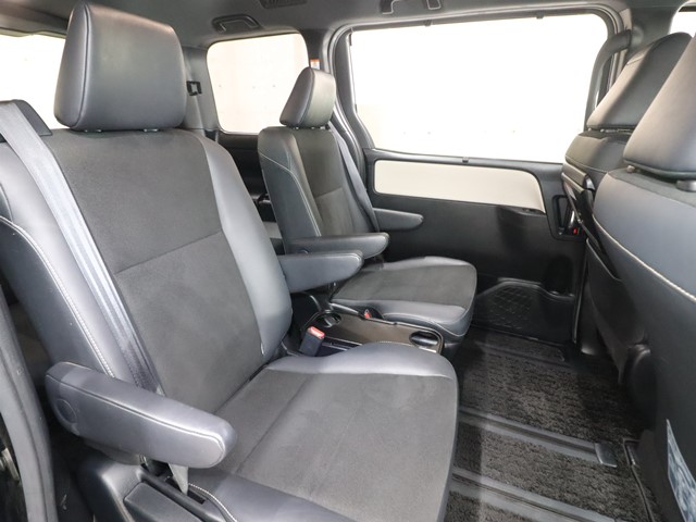 トヨタ ノア Ｓｉ ＷｘＢ　Ｙ車