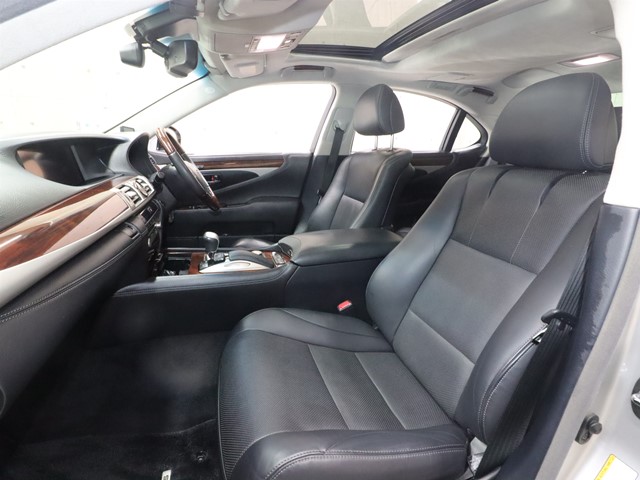 レクサス レクサス ＬＳ ６００ｈ　バージョンＬ