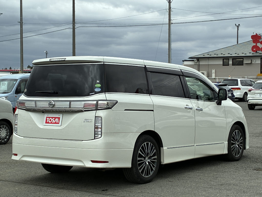 ニッサン エルグランド 4WD 250ﾊｲｳｪｲｽﾀｰS