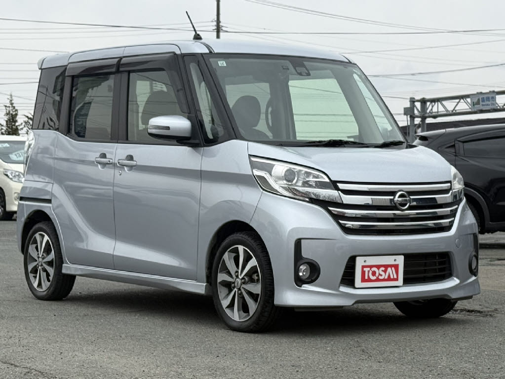 ニッサン デイズルークス 4WD ﾊｲｳｪｲｽﾀｰﾀｰﾎﾞ
