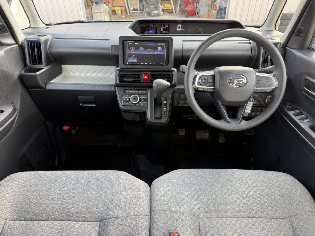 ダイハツ タント 4WD X