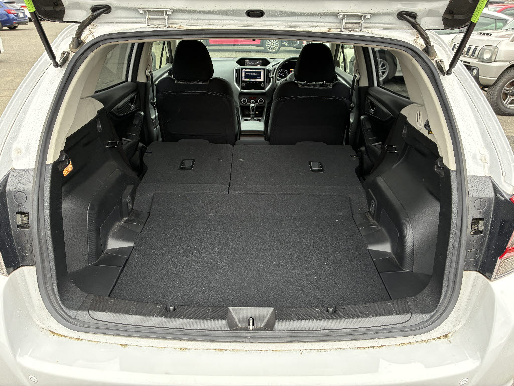 スバル インプレッサスポーツ 1.6i-Sｱｲｻｲﾄｱｸｾﾝﾄﾌﾞﾗｯｸ 4WD