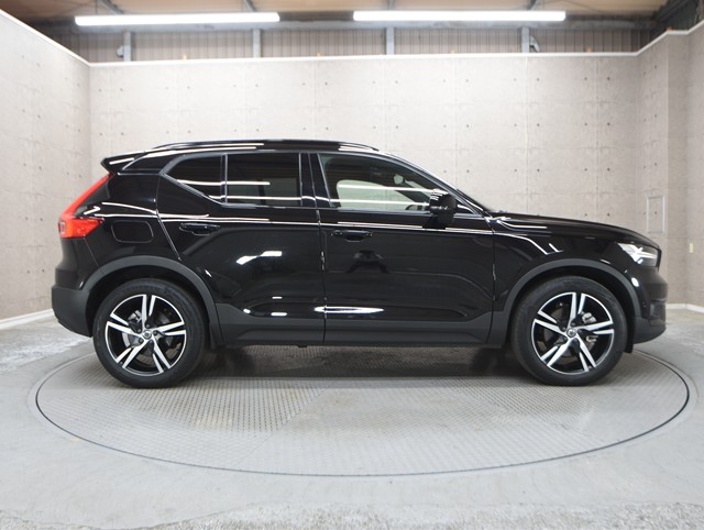 ボルボ ボルボ ＸＣ４０ B4 AWD Rﾃﾞｻﾞｲﾝ