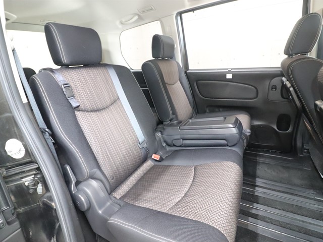 ニッサン セレナ ﾊｲｳｪｲｽﾀｰVｾﾚｸｼｮﾝﾌﾟﾗｽｾｰﾌﾃｨSHV