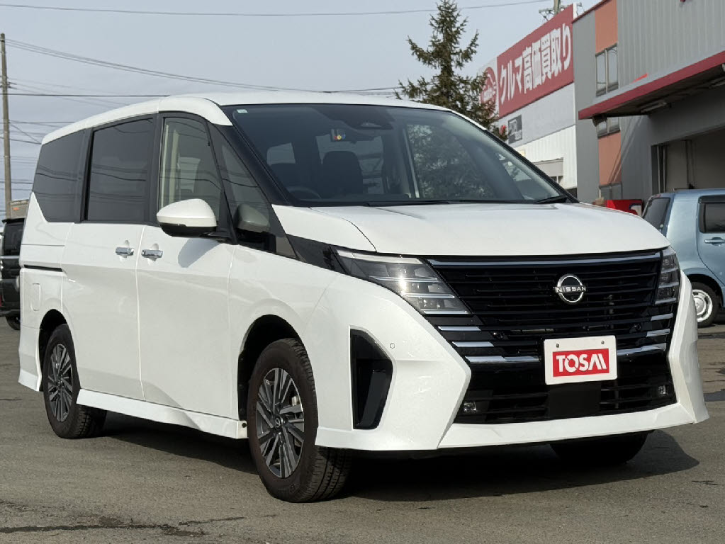 ニッサン セレナ ﾊｲｳｪｲｽﾀｰV 4WD