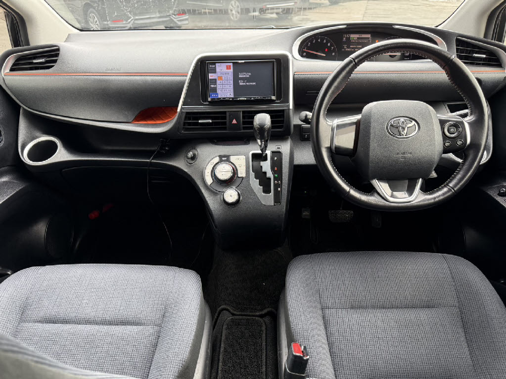 トヨタ シエンタ G 4WD
