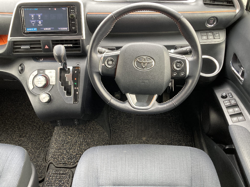 トヨタ シエンタ G 4WD