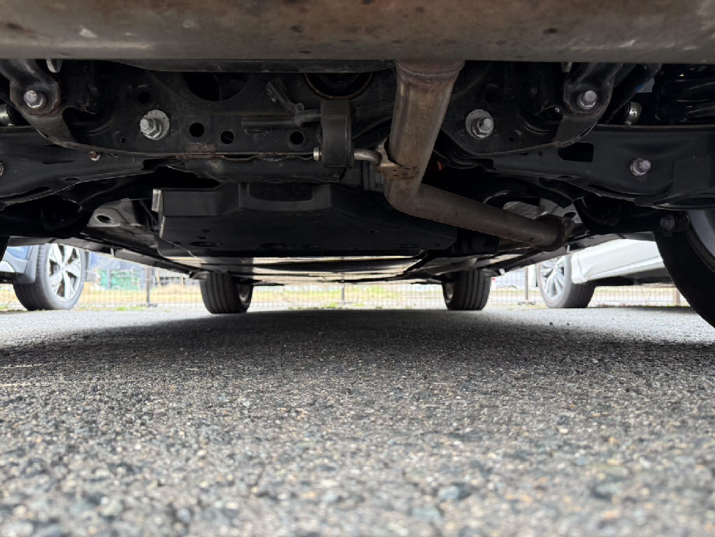 トヨタ ﾊﾘｱｰ ﾊｲﾌﾞﾘｯﾄﾞ Z 4WD