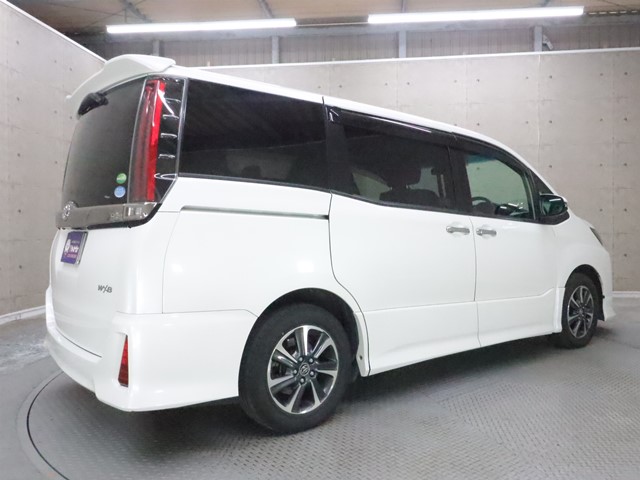 トヨタ ノア SI WxB