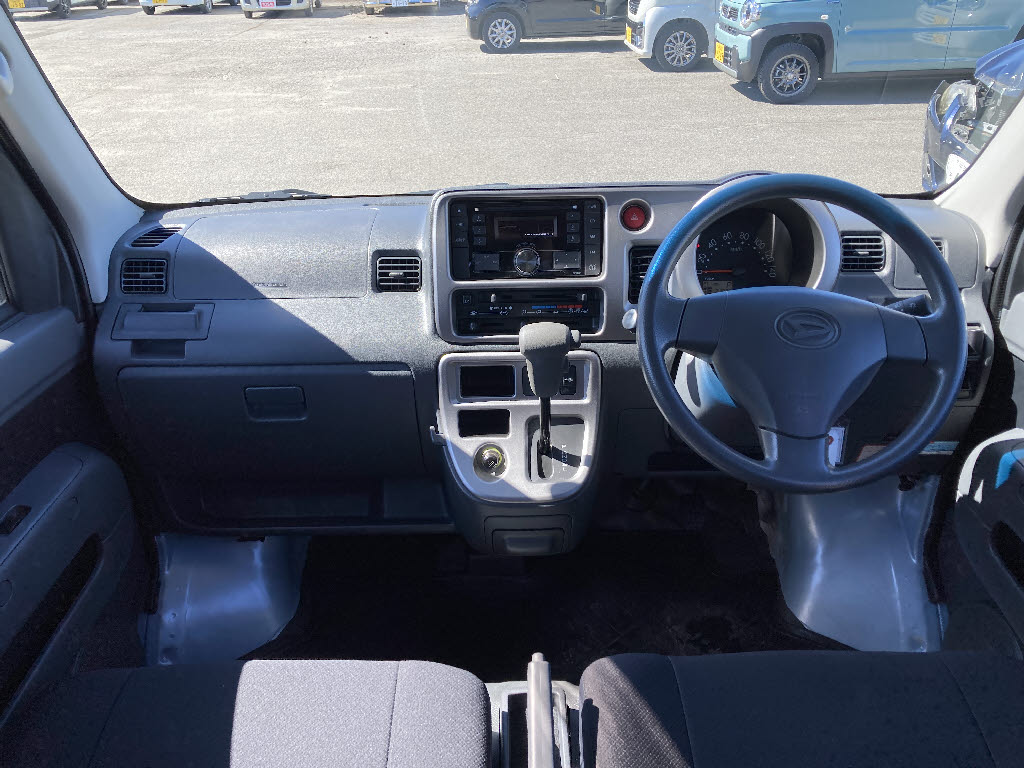 ダイハツ ハイゼットカーゴＶ 4WD ﾃﾞﾗｯｸｽ55ｱﾆｺﾞﾙ